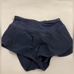 Outdoor voices exercise short 2.5 NW